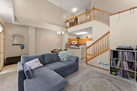 1610 Woodlynn Ave #3, Maplewood, MN 55109