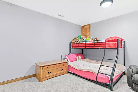 Bedroom - 1570 Lakeview Curv, Eagan, MN 55122 photo 1 of 7