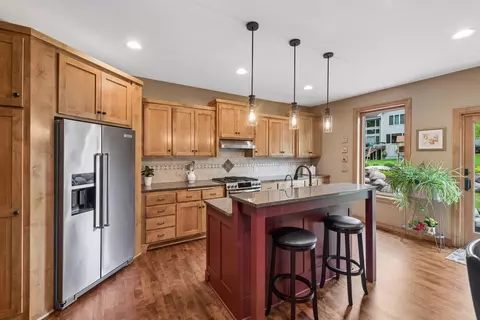 Kitchen - 6625 Walnut Dr, Mound, MN 55364 photo 3 of 6