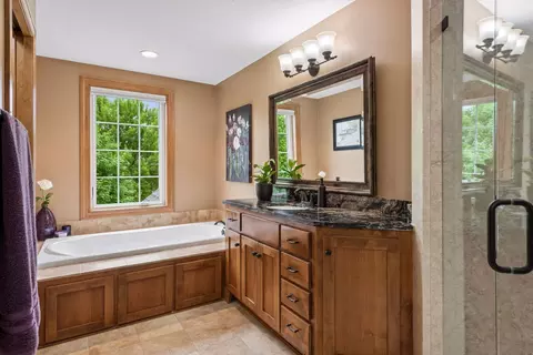 Bath - 6625 Walnut Dr, Mound, MN 55364 photo 2 of 7