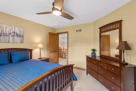 Bedroom - 6625 Walnut Dr, Mound, MN 55364 photo 6 of 9