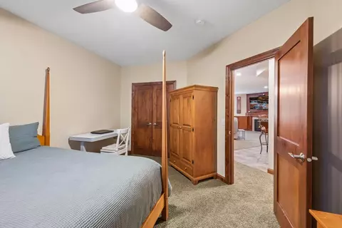 Bedroom - 6625 Walnut Dr, Mound, MN 55364 photo 7 of 9