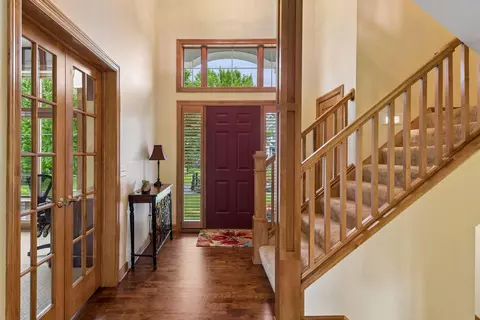 Entry Way - 6625 Walnut Dr, Mound, MN 55364 photo 2 of 5