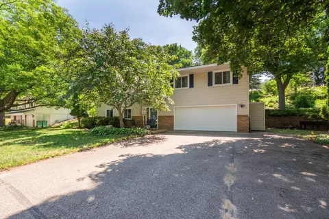 12905 Viking Dr, Burnsville, MN 55337