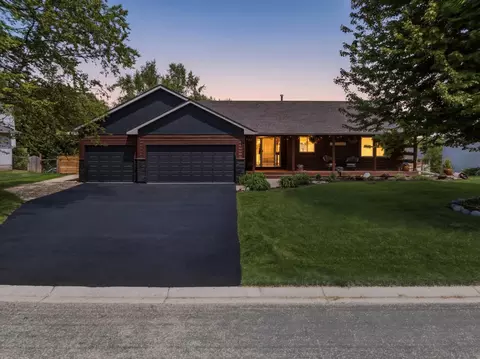 17594 S Gage Ave, Farmington, MN 55024