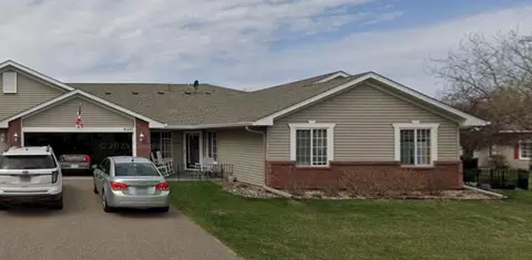 6015 Pond View Dr, Excelsior, MN 55331