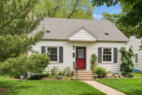 3301 Brownlow Ave, Saint Louis Park, MN 55426