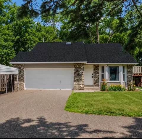 1065 89th Ave NE, Blaine, MN 55434
