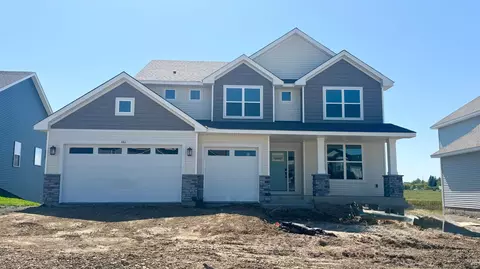 661 Sierra Pkwy, Waconia, MN 55387