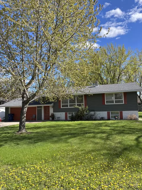 5850 Rolling Ridge Rd, Saint Cloud, MN 56303 photo 2