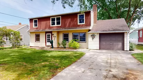 904 Clausen Ave, Albert Lea, MN 56007