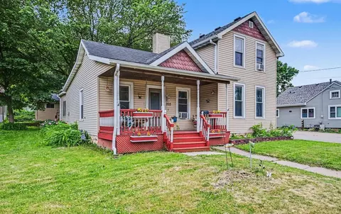 Exterior - 203 E 7th St, Red Wing, MN 55066 photo 2 of 6