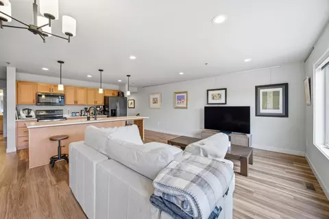 Living - 4162 Arthur Dr S, Fargo, ND 58104 photo 3 of 3