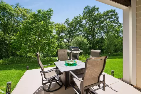 Exterior - 1454 Steeplechase Ln #18, Eagan, MN 55122 photo 6 of 9