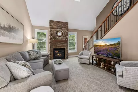 Living - 1454 Steeplechase Ln #18, Eagan, MN 55122 photo 1 of 6
