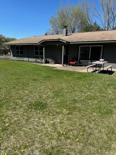 18450 Waco St NW, Anoka, MN 55303