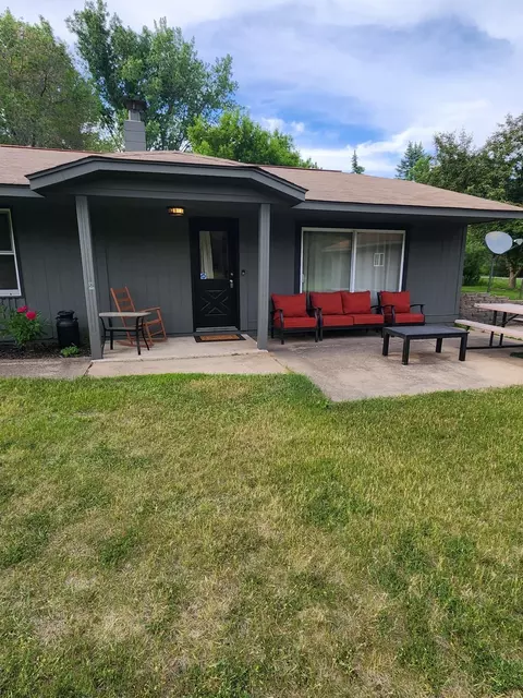 18450 Waco St NW, Anoka, MN 55303
