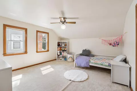 Bedroom - 902 11th Ave SW, Austin, MN 55912 photo 5 of 7