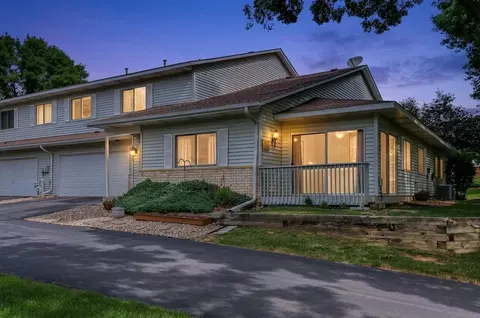 1157 Aston Cir, Burnsville, MN 55337