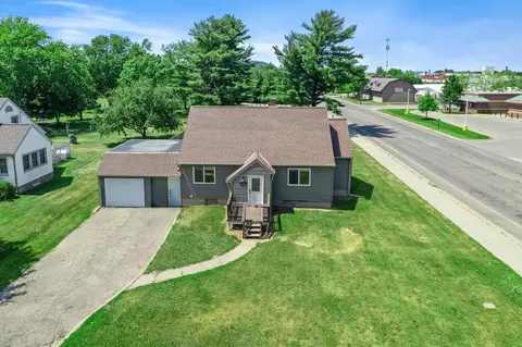 1000 W Lyon Ave, Lake City, MN 55041