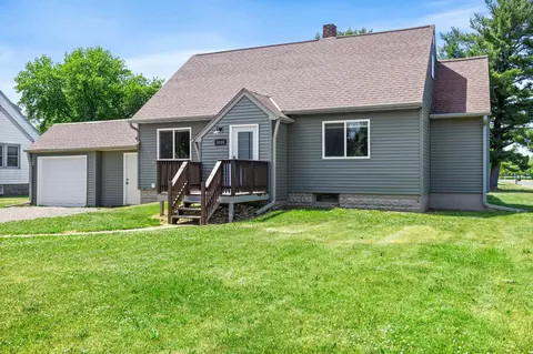 1000 W Lyon Ave, Lake City, MN 55041