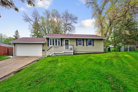 1229 8th Ave NE, Owatonna, MN 55060
