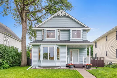 1709 Tyler St NE, Minneapolis, MN 55413