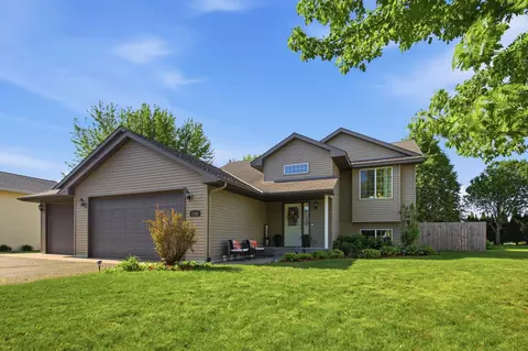 1705 Richland Ave SW, Willmar, MN 56201
