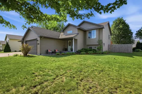 1705 Richland Ave SW, Willmar, MN 56201