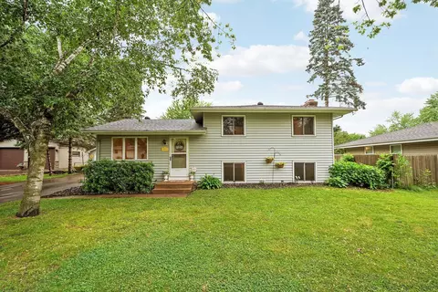 3431 Emerald Dr, White Bear Lake, MN 55110