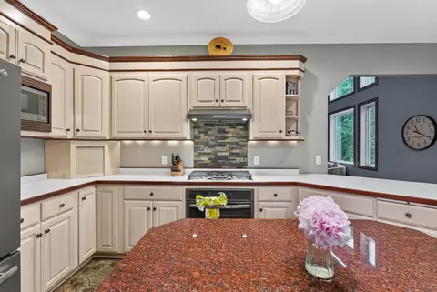 Kitchen - 14933 River St SE, Becker, MN 55308 photo 4 of 8