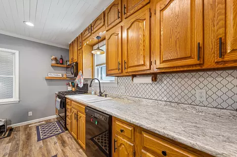 Kitchen - 721 Chatham St, Saint Peter, MN 56082 photo 3 of 4
