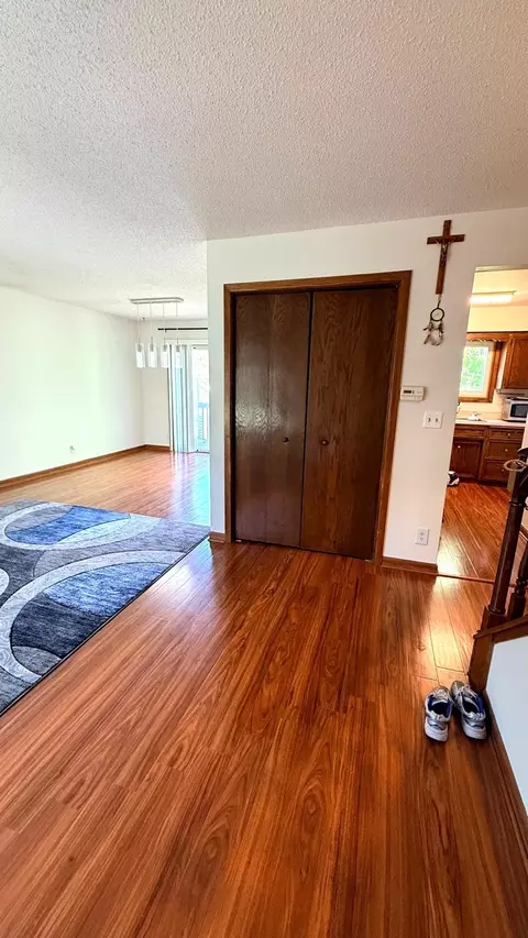 Entry Way - 4567 Horizon Cir, Eagan, MN 55123 photo 1 of 2