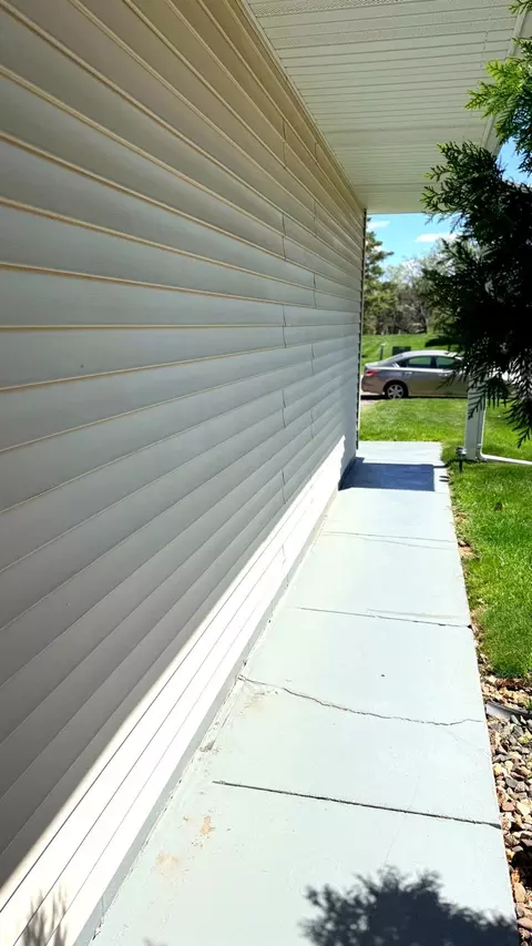 Exterior - 4567 Horizon Cir, Eagan, MN 55123 photo 3 of 4