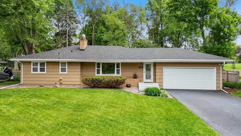 13529 Bellevue Dr, Minnetonka, MN 55345