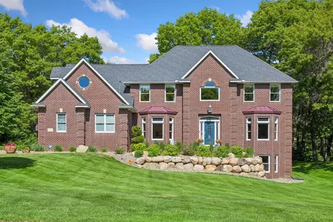 10681 Alameda Ave, Inver Grove Heights, MN 55077