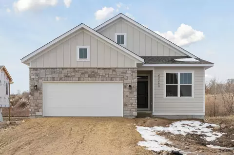 10926 37th St N, Lake Elmo, MN 55042