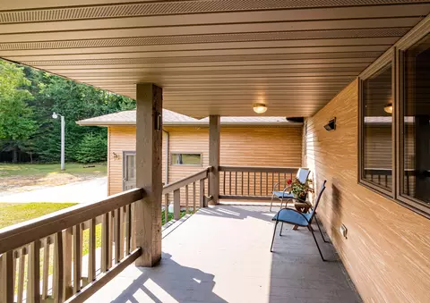 Exterior - 51301 Pine Point Rd, Bigfork, MN 56628 photo 7 of 10