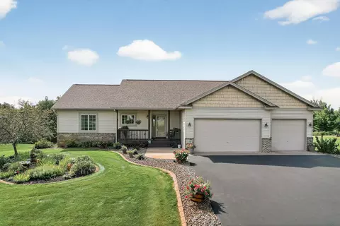 718 209th Ln NW, Cedar, MN 55011