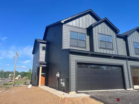671 Tulare Ter, Newport, MN 55055