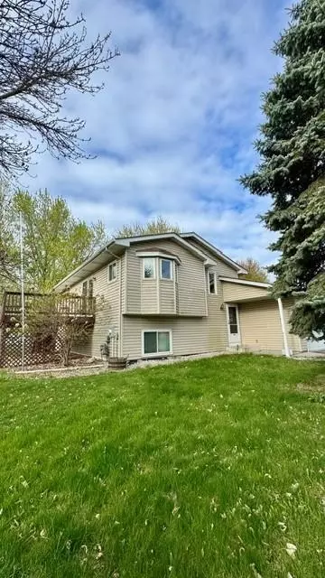 10635 62nd St NE, Albertville, MN 55301