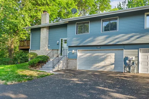 3597 York Dr, Woodbury, MN 55125