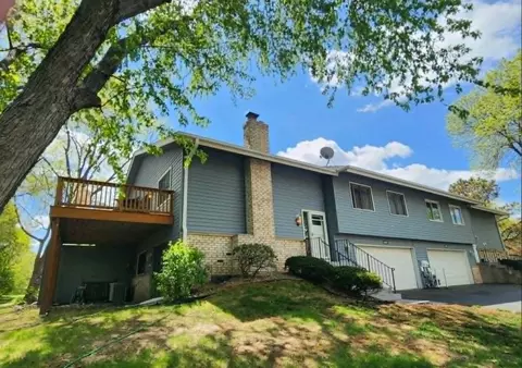 3597 York Dr, Woodbury, MN 55125
