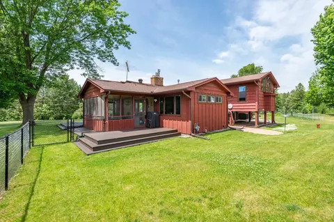 Exterior - 2260 Old Post Rd, Independence, MN 55359 photo 6 of 9