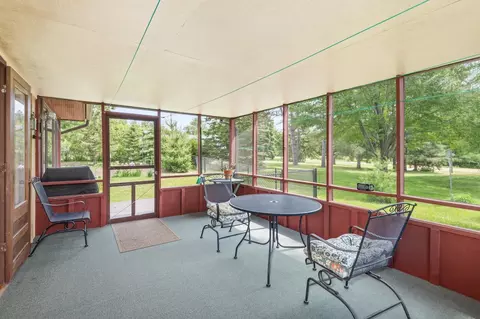Exterior - 2260 Old Post Rd, Independence, MN 55359 photo 2 of 9