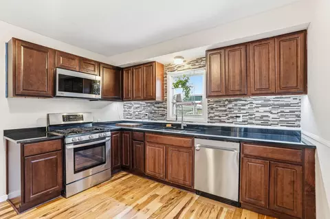 454 Michigan St, Saint Paul, MN 55102