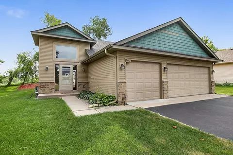 7442 Large Ave NE, Albertville, MN 55301