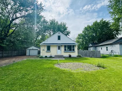 Exterior - 1647 Marsh Ave, Maple Plain, MN 55359 photo 2 of 5