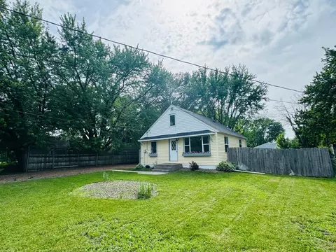 Exterior - 1647 Marsh Ave, Maple Plain, MN 55359 photo 3 of 5