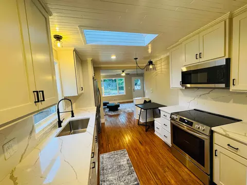 Kitchen - 1647 Marsh Ave, Maple Plain, MN 55359 photo 2 of 2